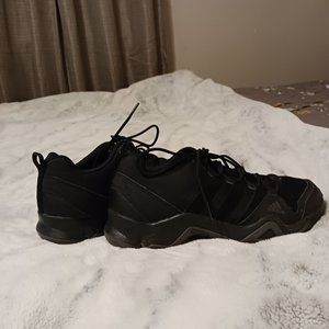 Men's sneakers